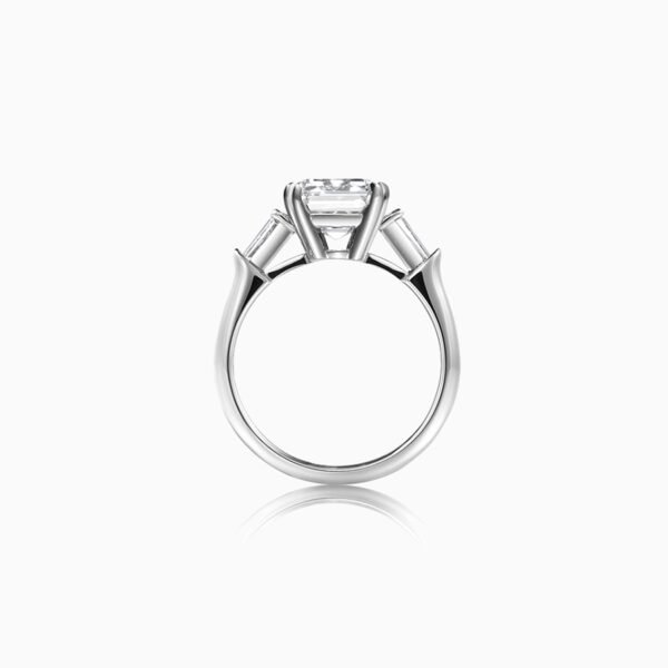 1200x1200_115183_Gala sormus smaragdihiontaiset GIA emerald cut diamond ring_3 1200x1200_115183_Gala sormus smaragdihiontaiset GIA emerald cut diamond ring_3