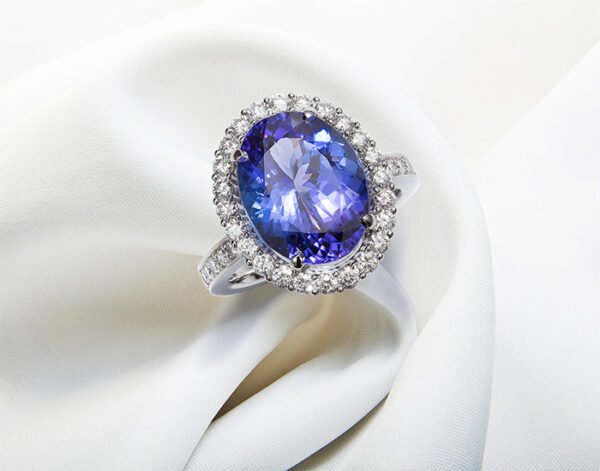 Suomi100_FrontPage_Tanzanite Suomi100_FrontPage_Tanzanite